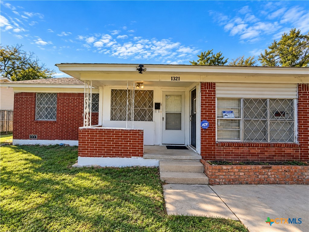 1321 Rose Avenue Property Photo 1