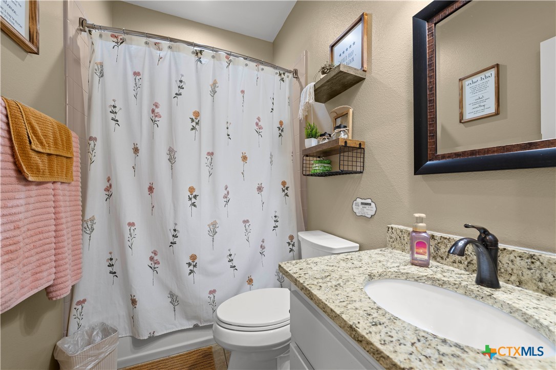 604 Cliff Drive Property Photo 4