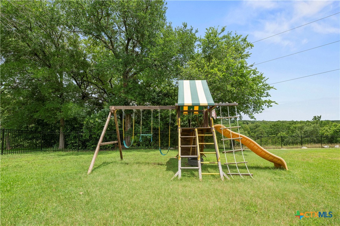 604 Cliff Drive Property Photo 43