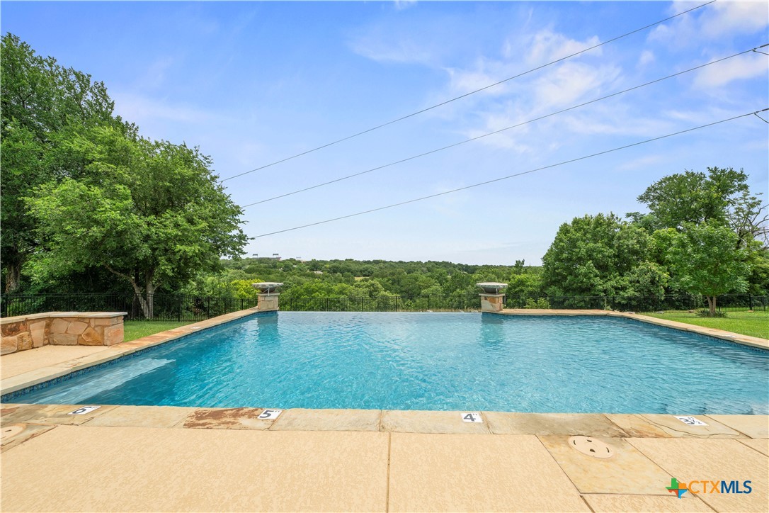 604 Cliff Drive Property Photo 44
