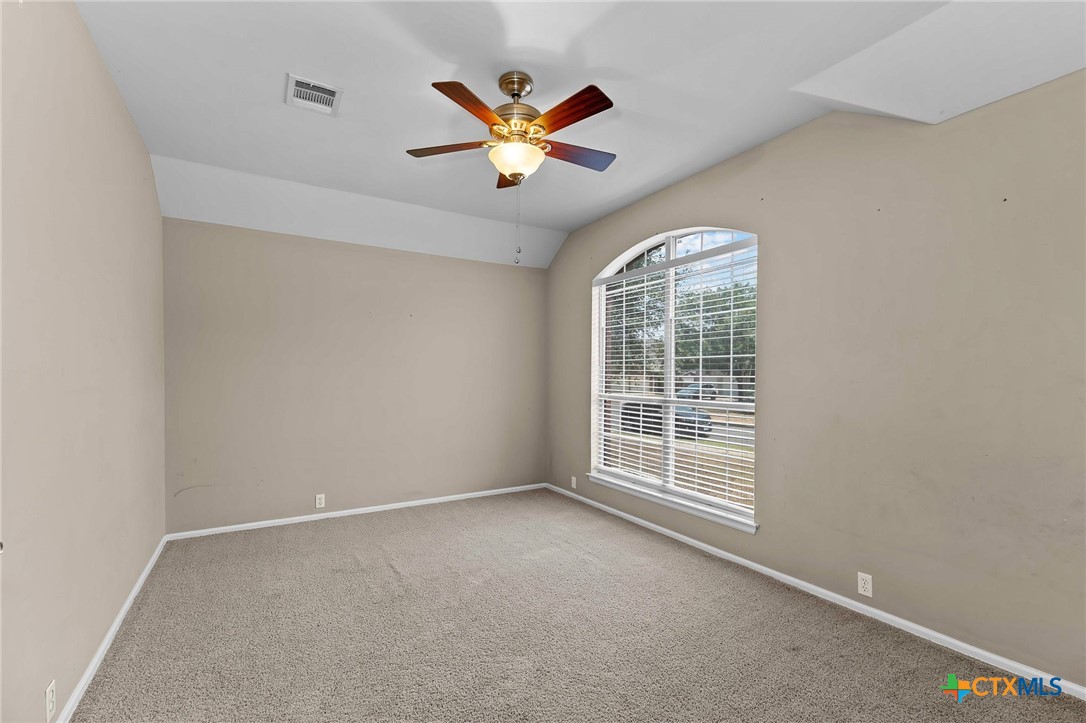 352 Sweet Gum Property Photo 7