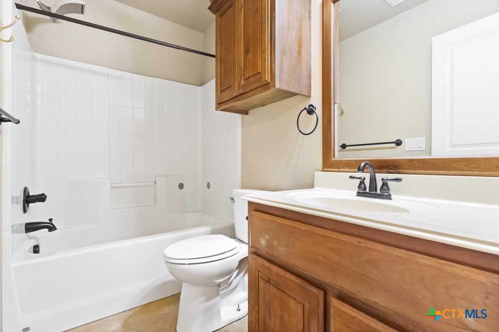 2015 Sungate Drive Property Photo 18