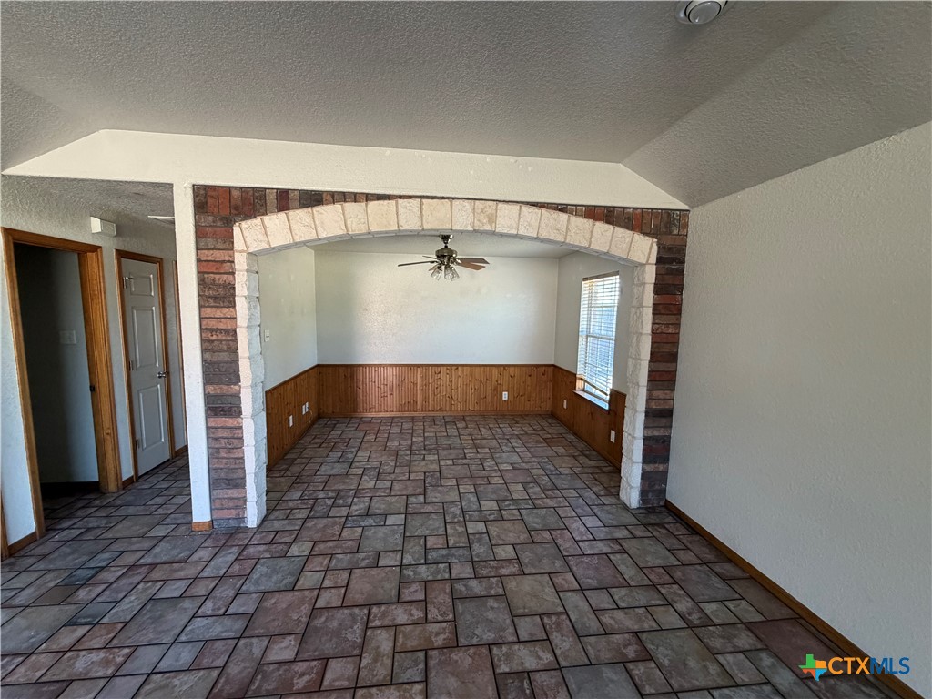 2206 Agate Drive Property Photo 5