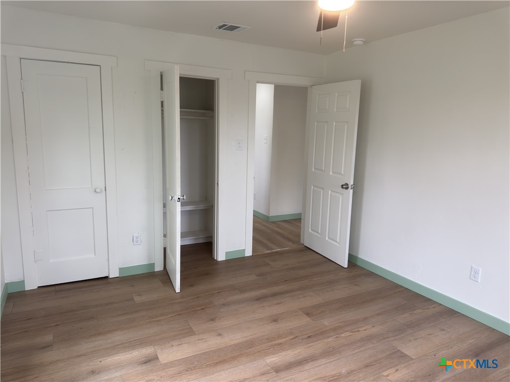 1702 E Heritage Avenue Property Photo 5