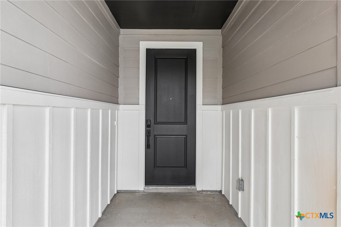 300 Romans Road Property Photo 4
