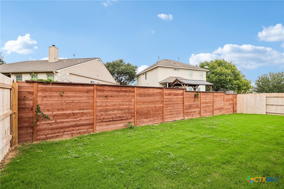 300 Romans Road Property Photo 31