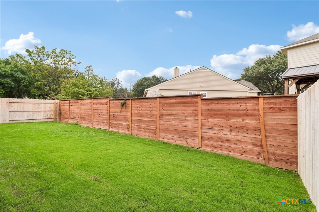 300 Romans Road Property Photo 34