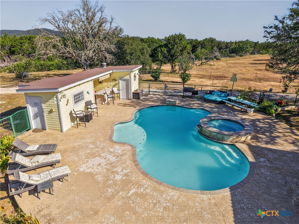 3320 Privilege Creek Road Property Photo 5