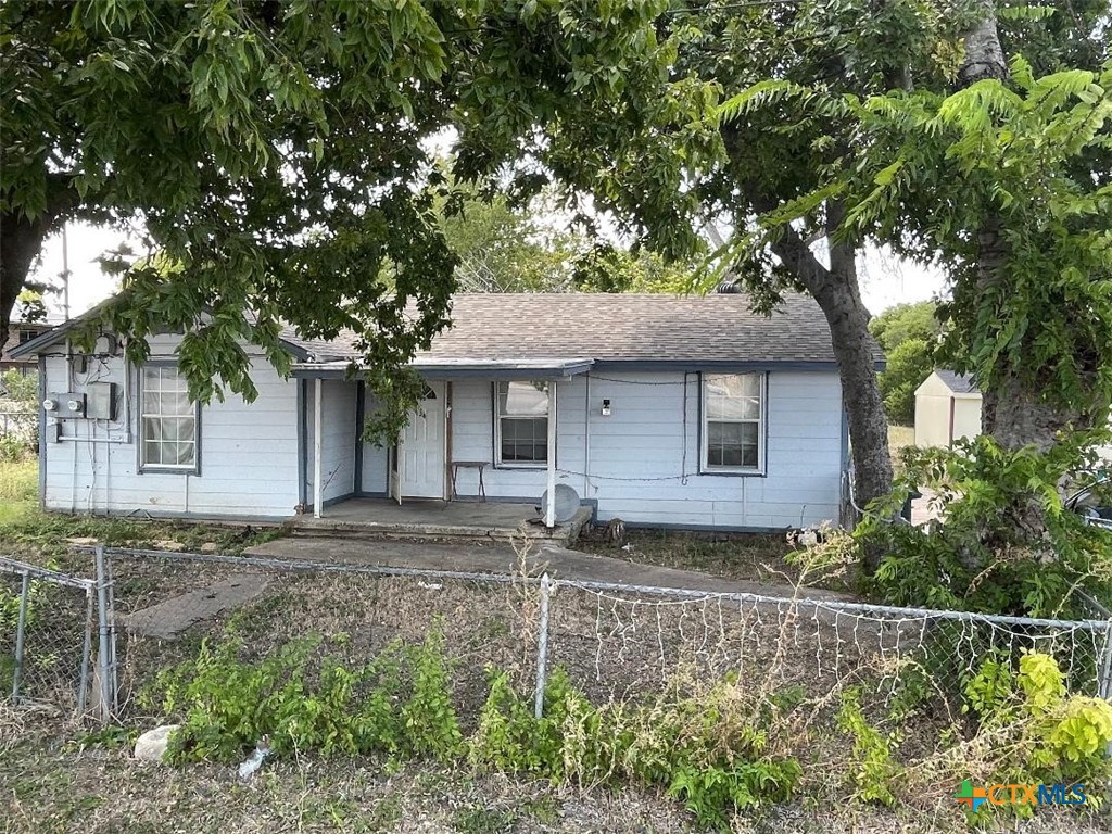 601 N 1st Street Property Photo 2