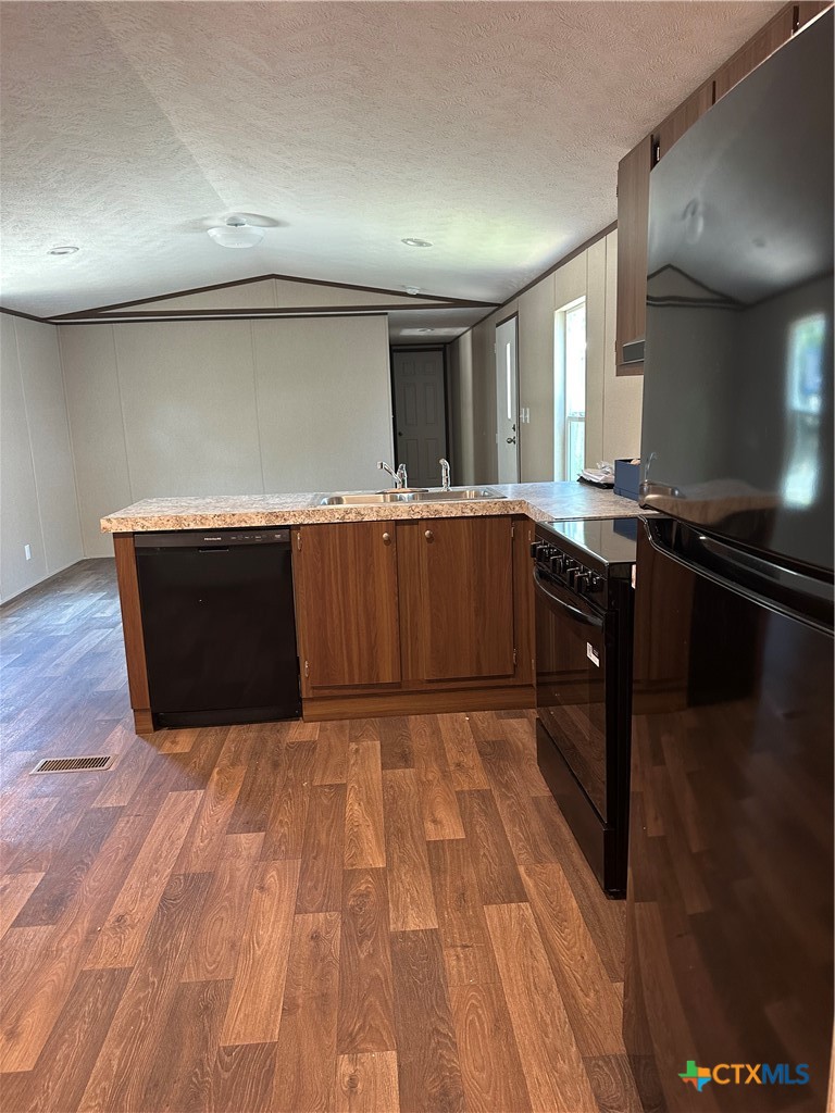 717 Blyth Road Property Photo 16