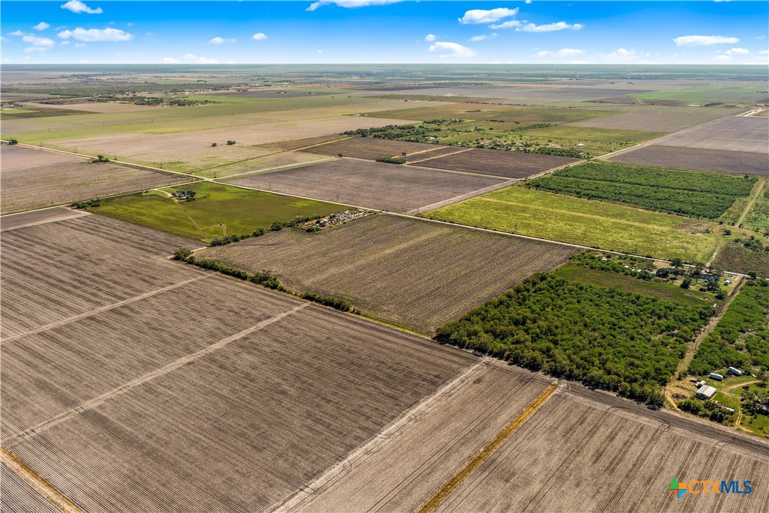 1880 Bayer Road Property Photo 8