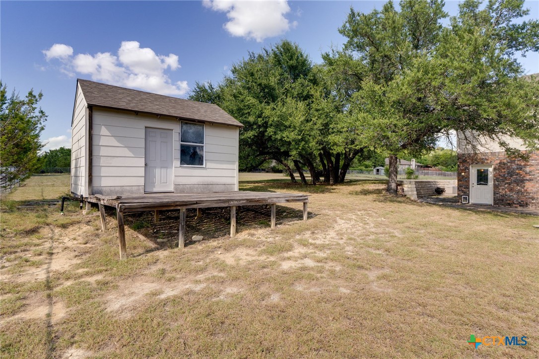 812 Taylor Creek Road Property Photo 39