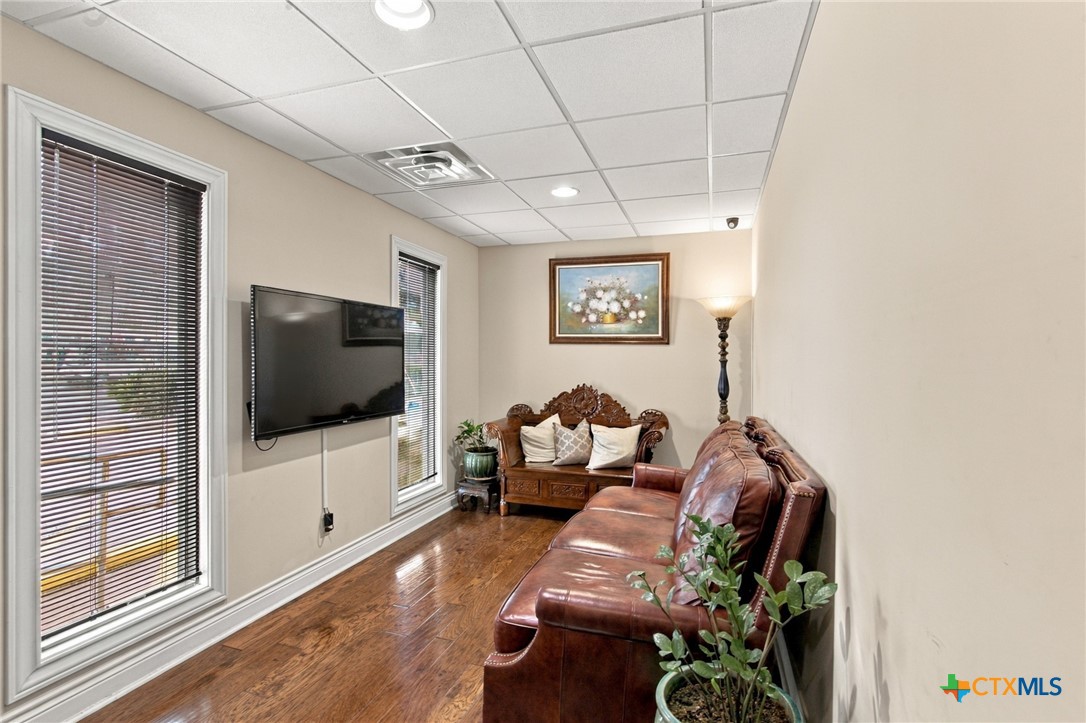 3602 Navarro Property Photo 4
