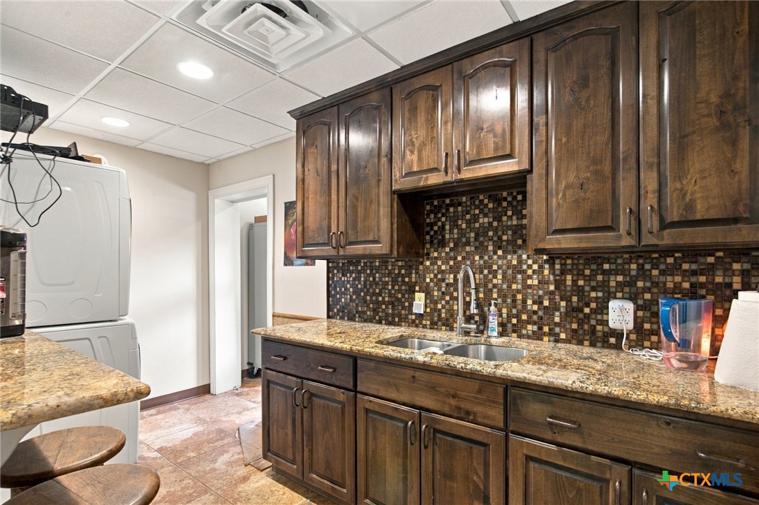3602 Navarro Property Photo 13