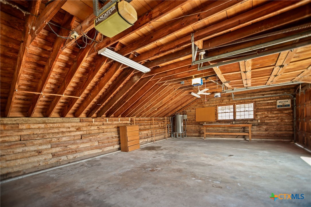 210 Winding Way Drive Property Photo 9