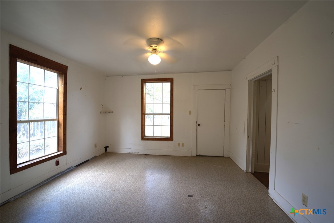 823 Midway Street Property Photo 15