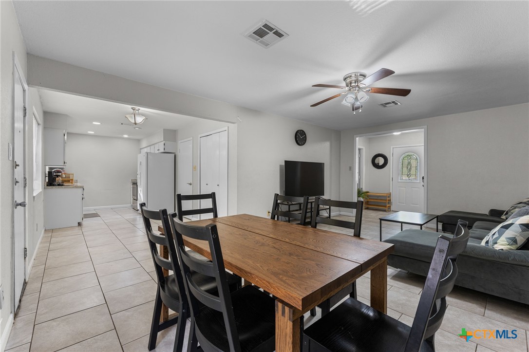 4513 Calle Olmo Property Photo 9