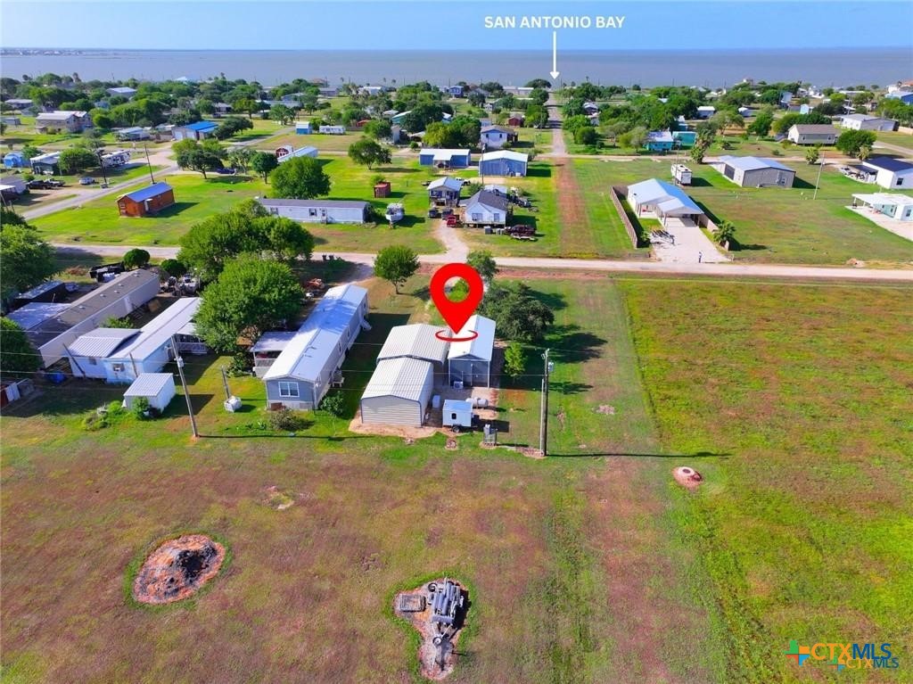 1112 W Houston Avenue Property Photo 20