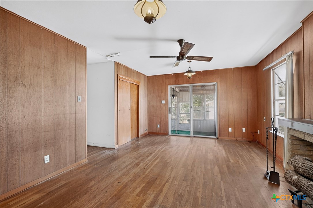 4703 Leslie Avenue Property Photo 9