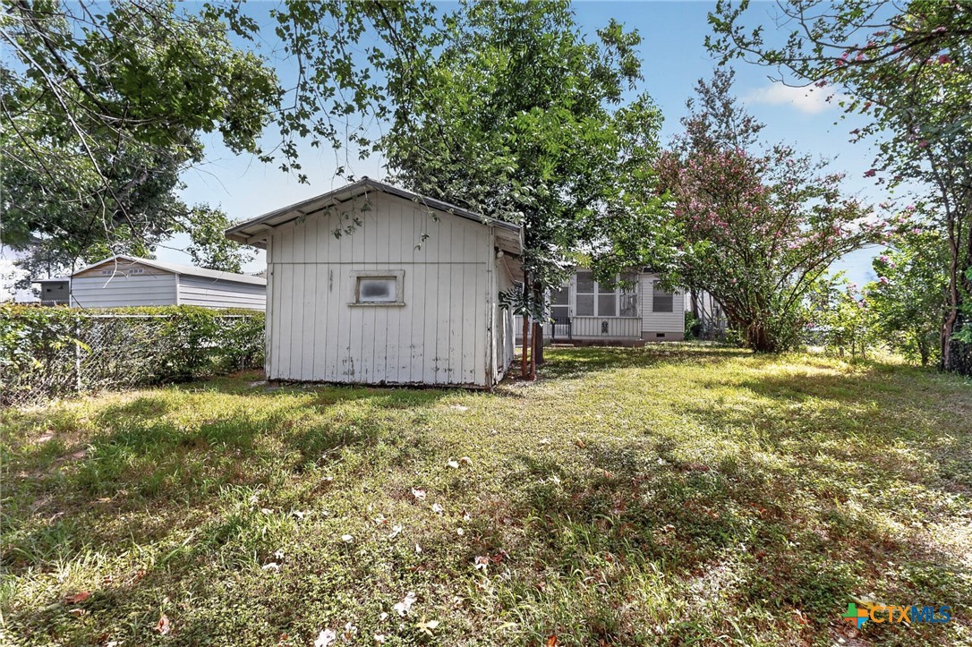 4703 Leslie Avenue Property Photo 13