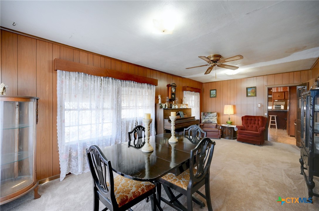 1631 E Fannin Street Property Photo 2
