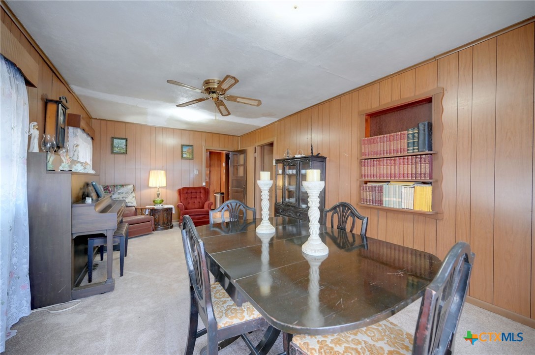 1631 E Fannin Street Property Photo 3