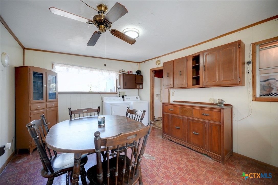1631 E Fannin Street Property Photo 14