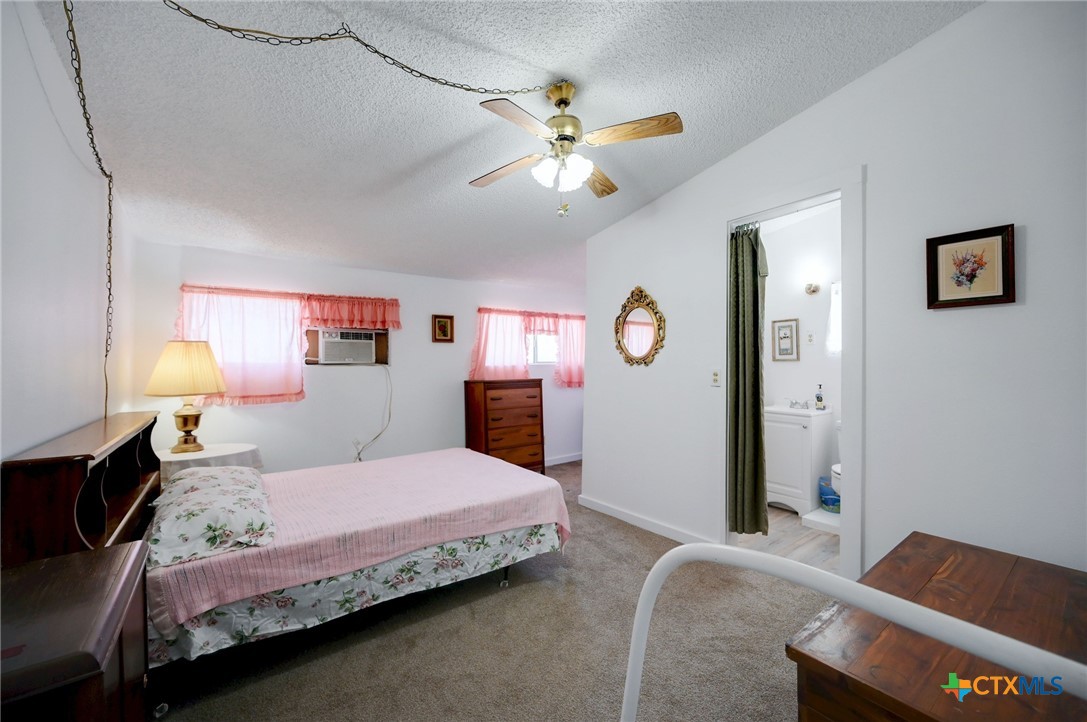 1631 E Fannin Street Property Photo 16