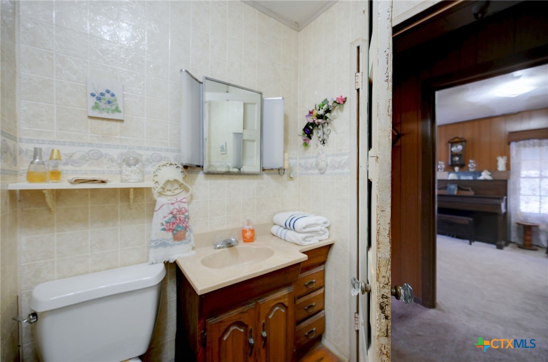 1631 E Fannin Street Property Photo 20