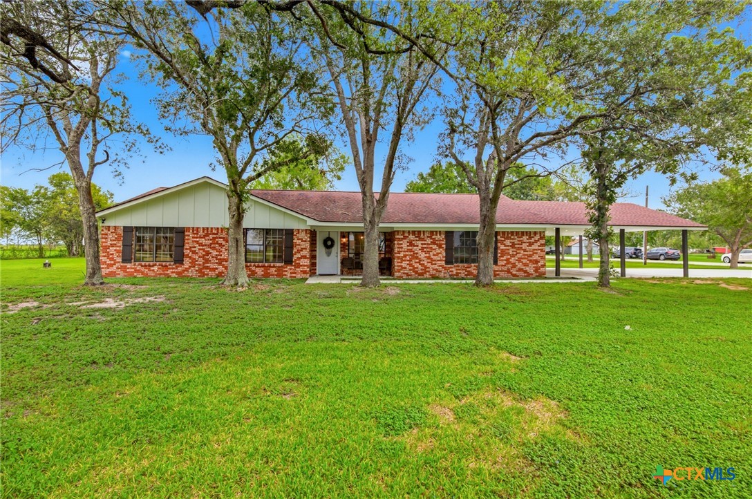 30 Sunrise Lane Property Photo 1