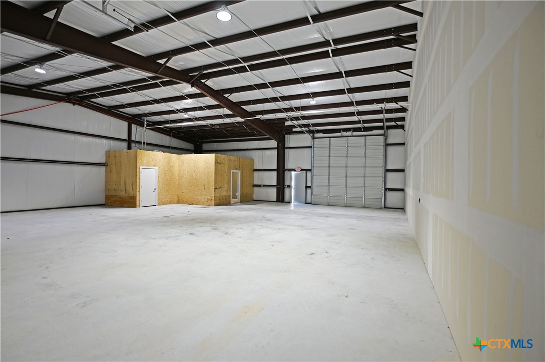 5277 Fm 1044 501 Property Photo 8