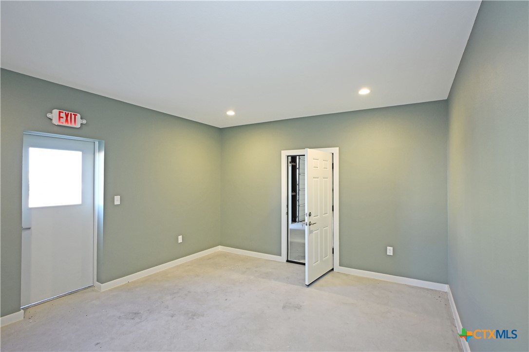 5277 Fm 1044 501 Property Photo 13