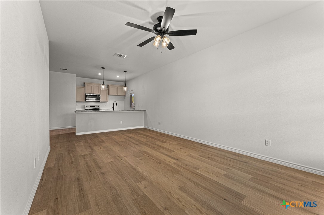 202 Dolphin Drive Property Photo 8