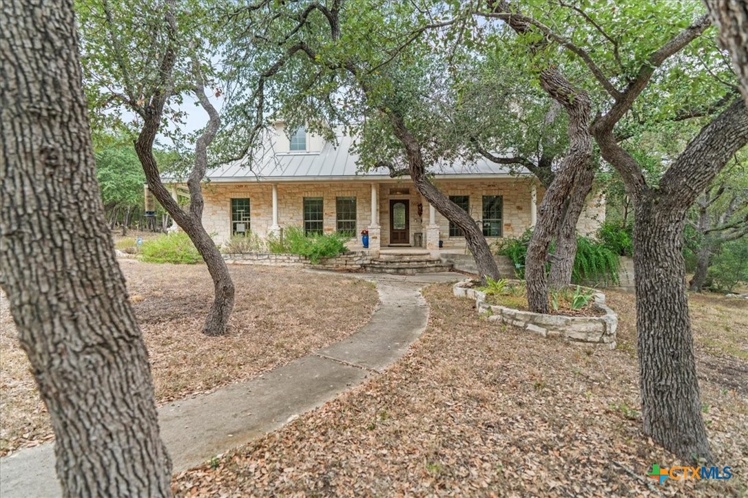 801 Rainbows Property Photo 1