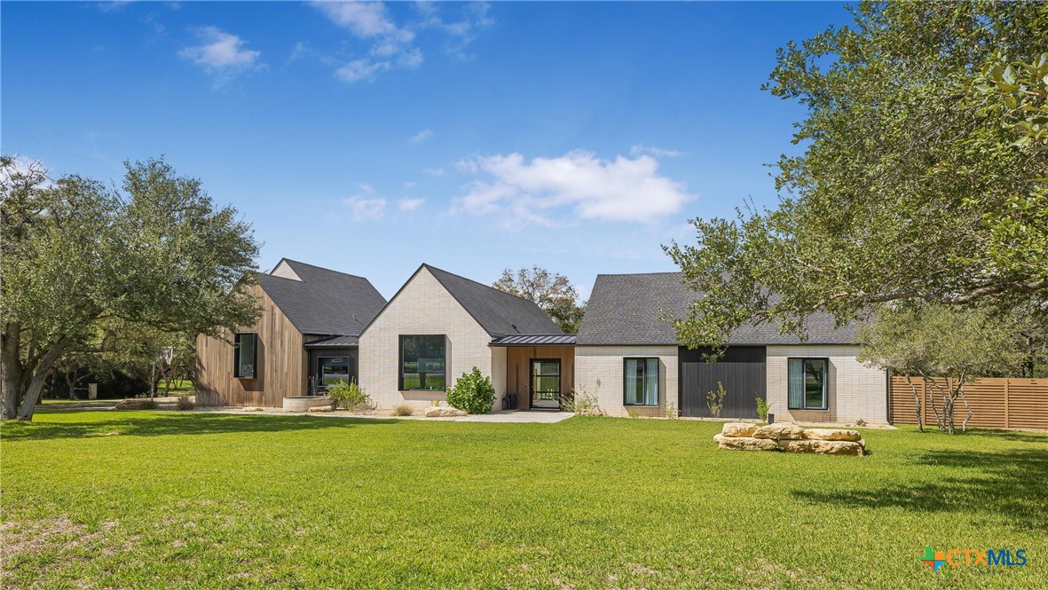 356 Camino Real Property Photo 2