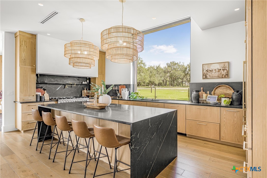 356 Camino Real Property Photo 4