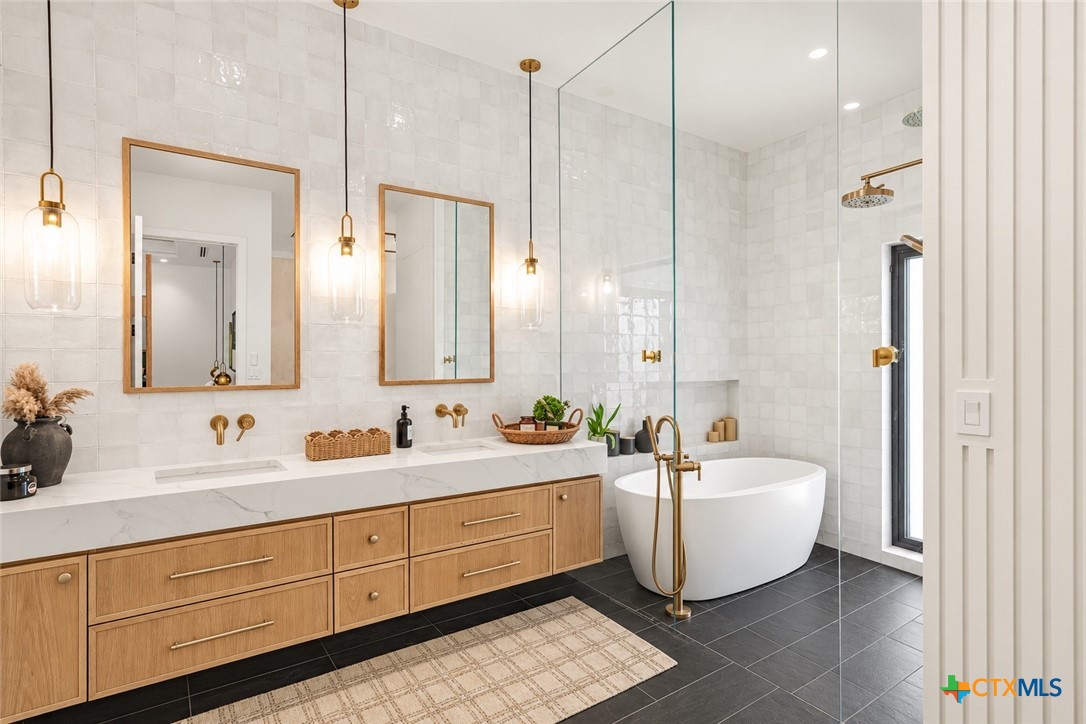 356 Camino Real Property Photo 14