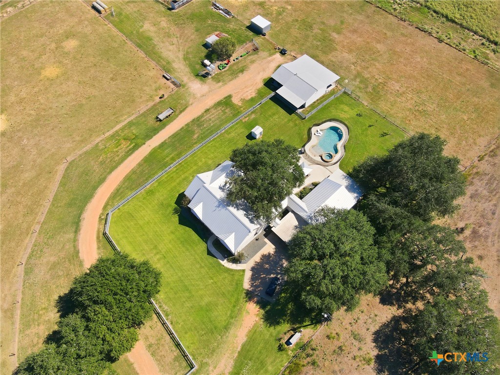 000 Kaiser Adams Road Property Photo 4