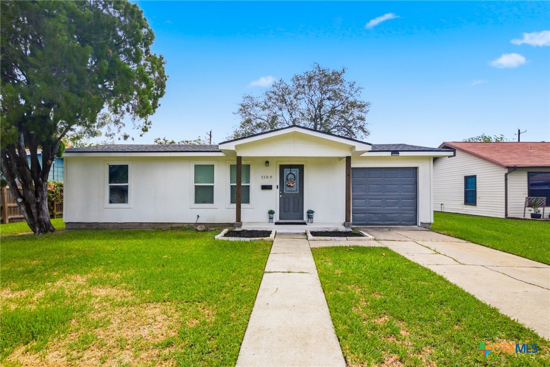 1109 E Polk Avenue Property Photo 1