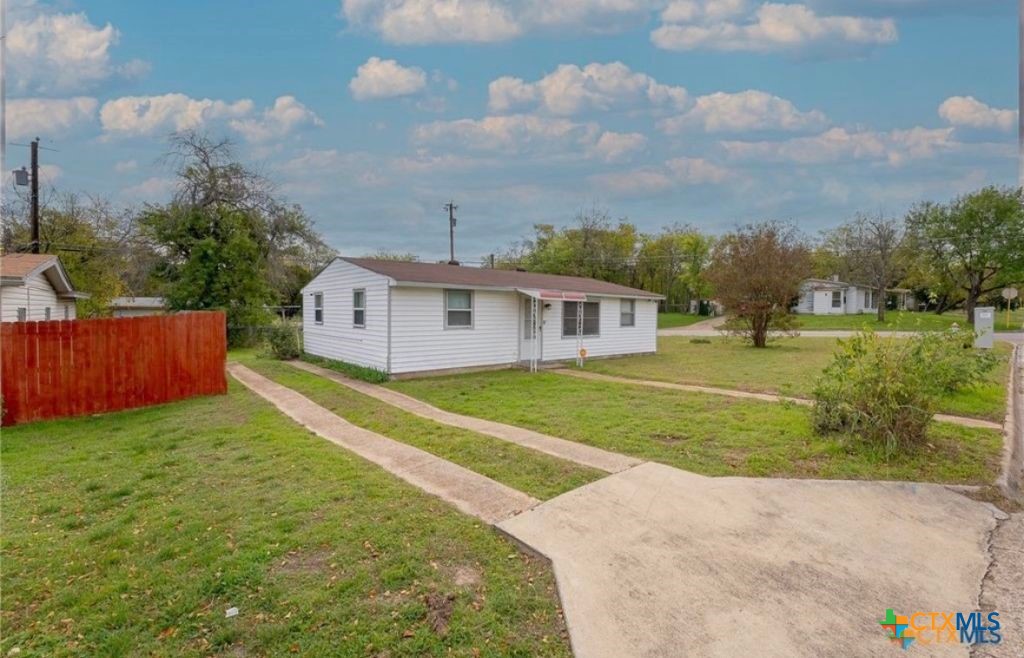 824 Southside Drive Property Photo 13
