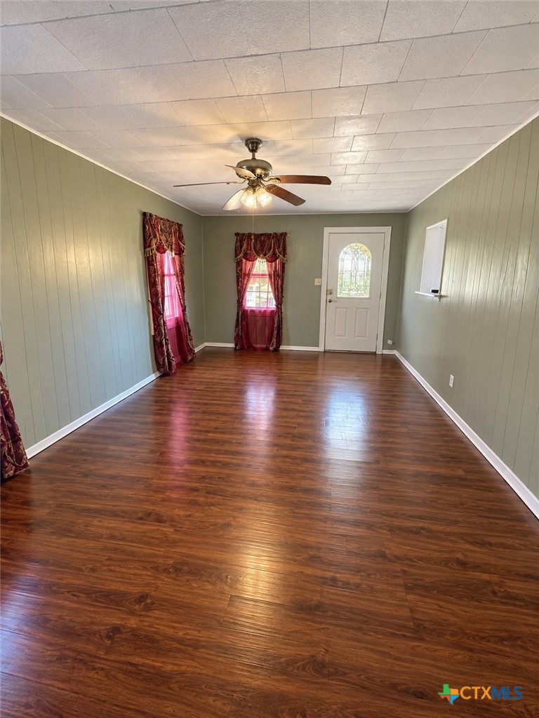 709 Mary Jane Street Property Photo 2