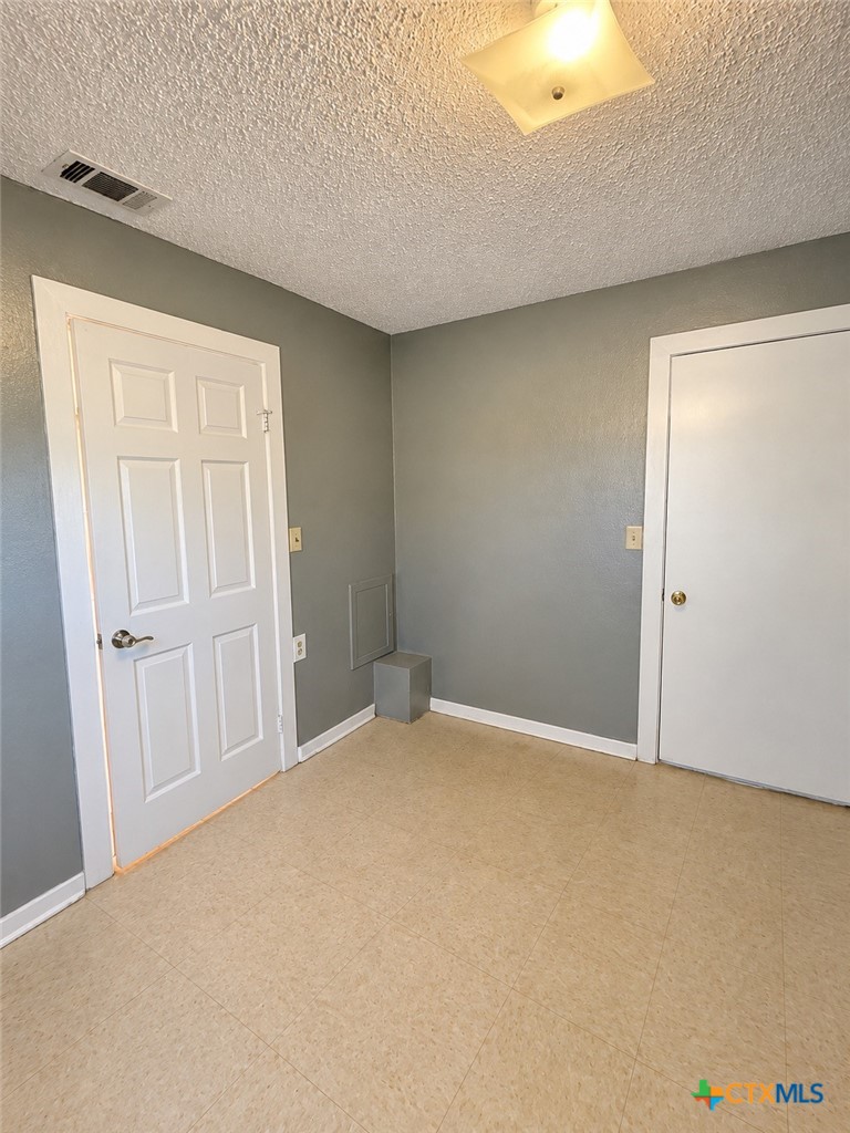 709 Mary Jane Street Property Photo 4
