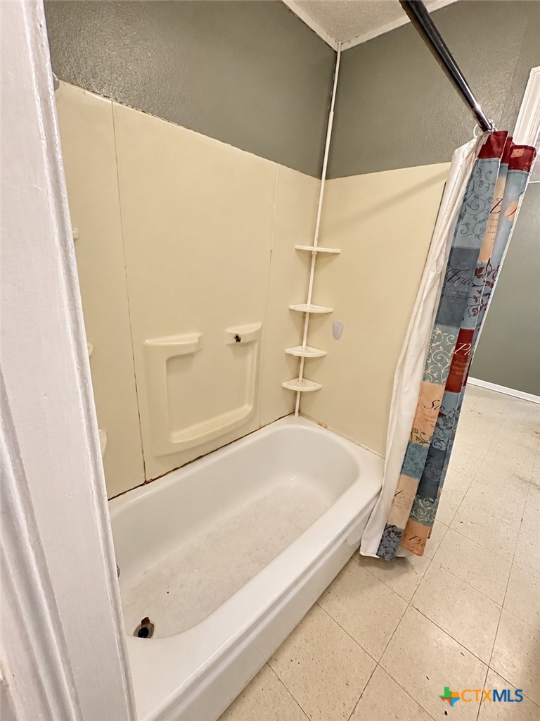 709 Mary Jane Street Property Photo 8