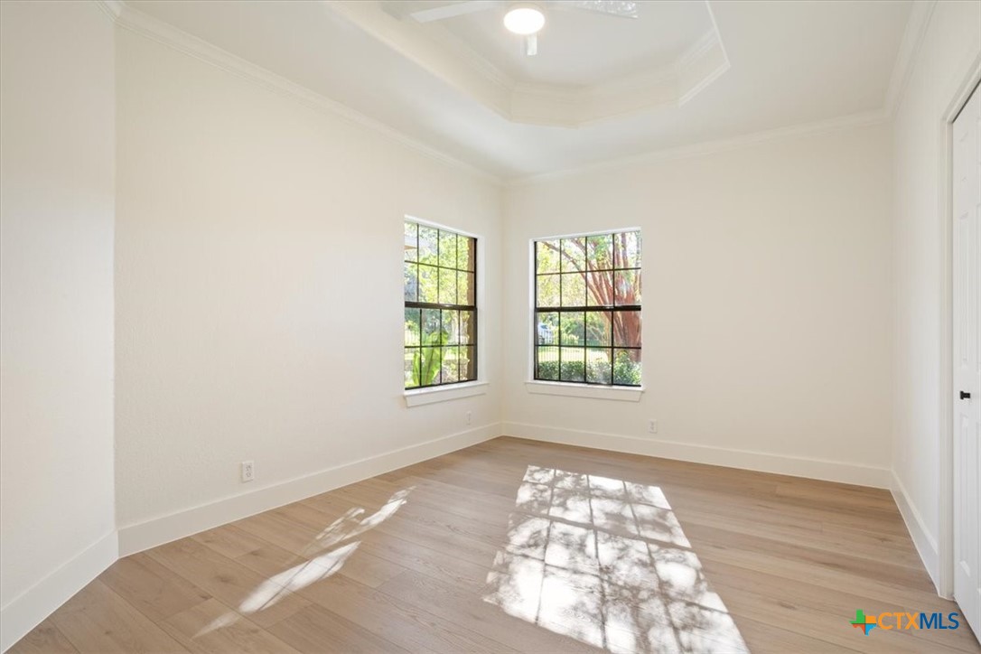 5612 Bonnell Vista Street Property Photo 21