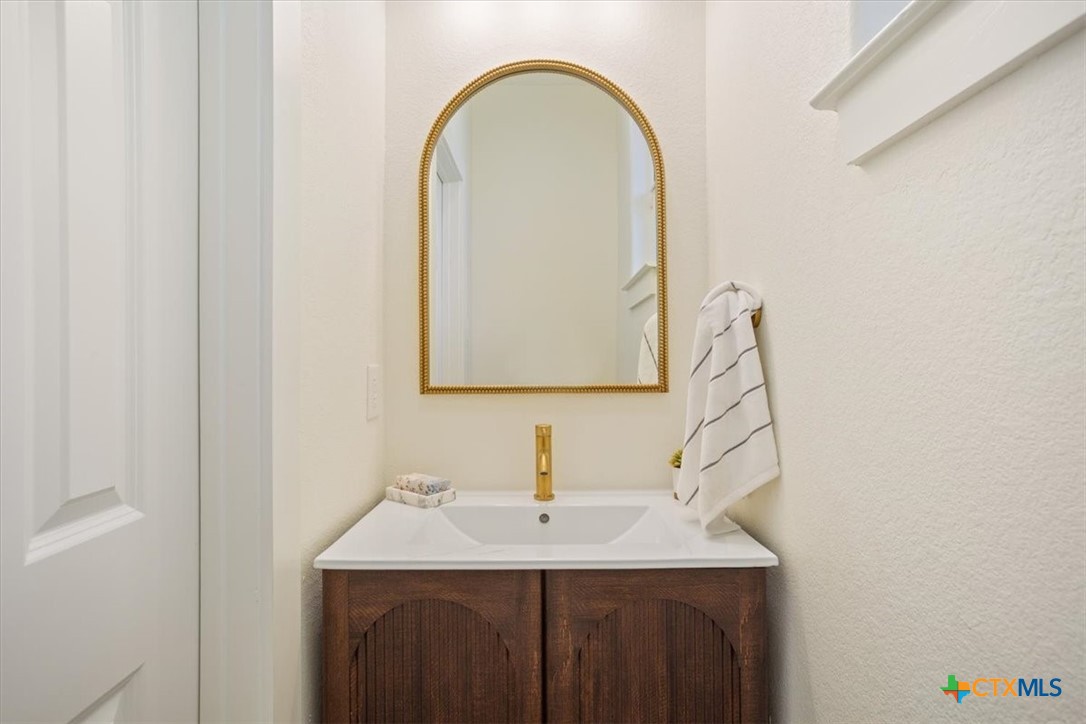 5612 Bonnell Vista Street Property Photo 24