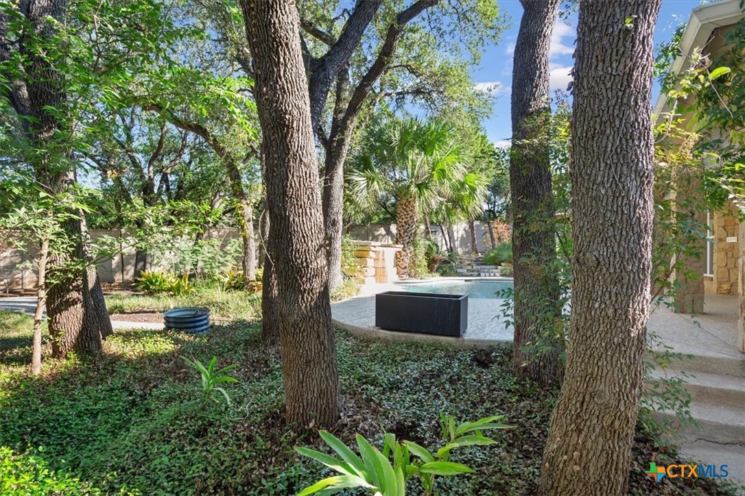 5612 Bonnell Vista Street Property Photo 33