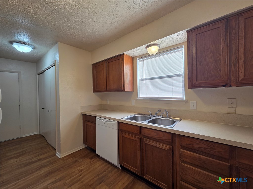 1709 Forest Trail Property Photo 5