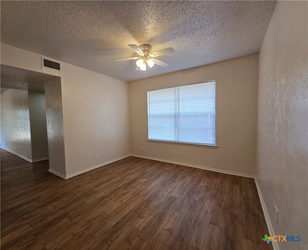 1709 Forest Trail Property Photo 6