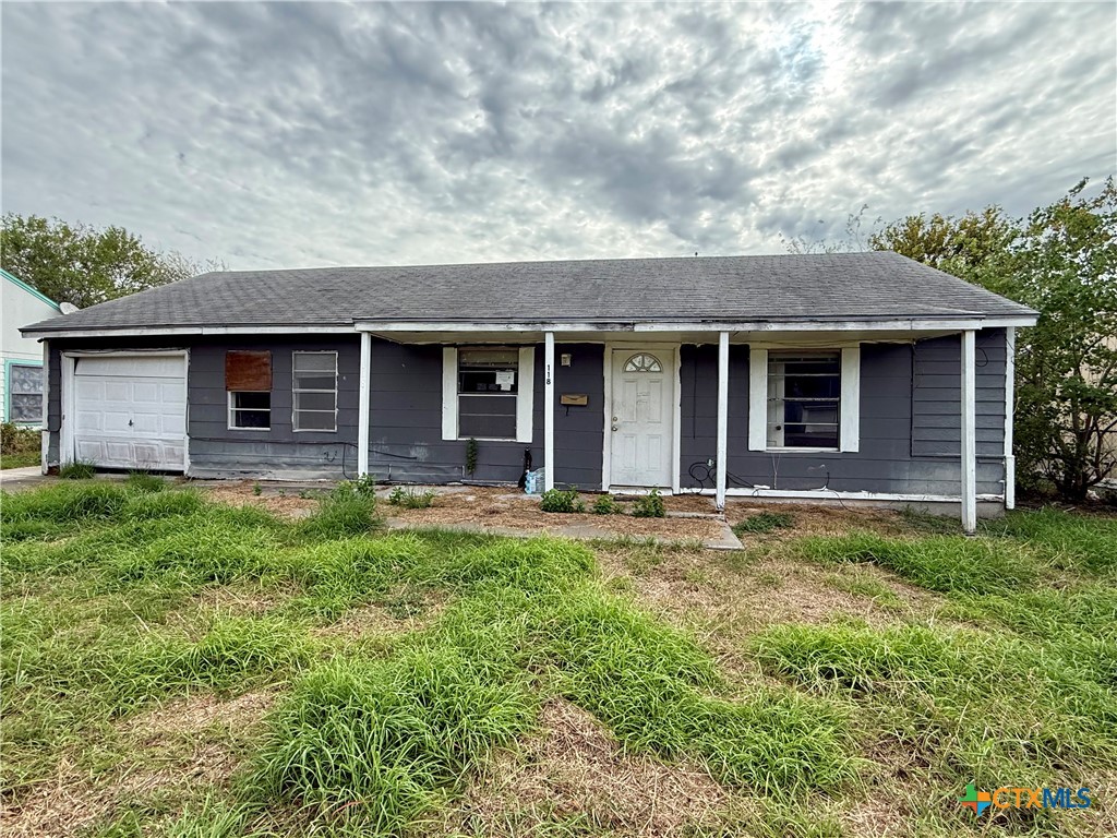 118 Massanet Street Property Photo 1