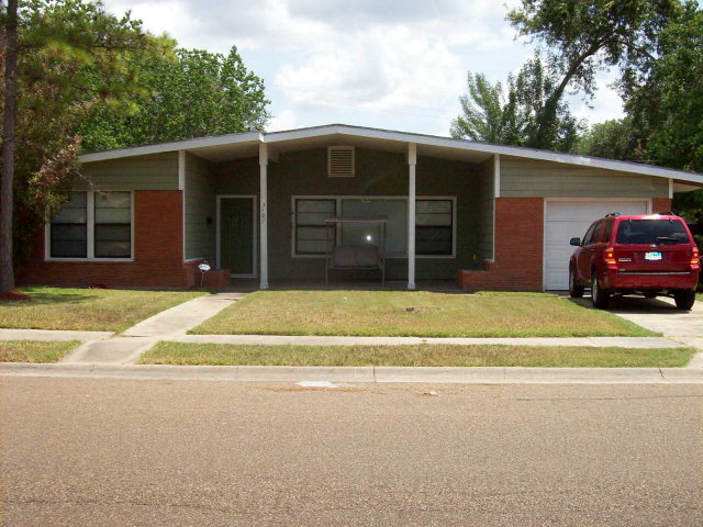 3107 Mayfair Property Photo 1